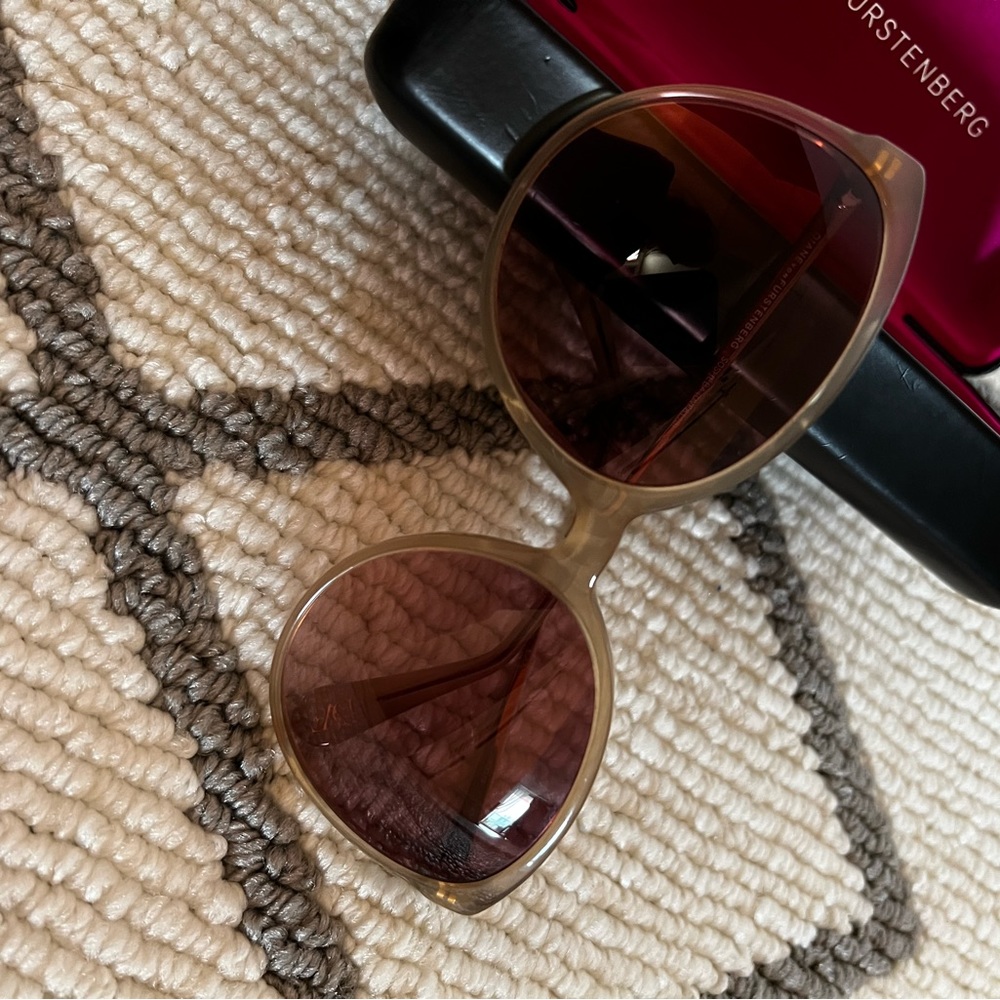 Diane Von Furstenberg sunglasses